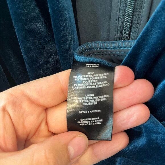 Greylin Luna Velvet Jumpsuit Anthropologie size Small holiday outfit - Picture 5 of 9